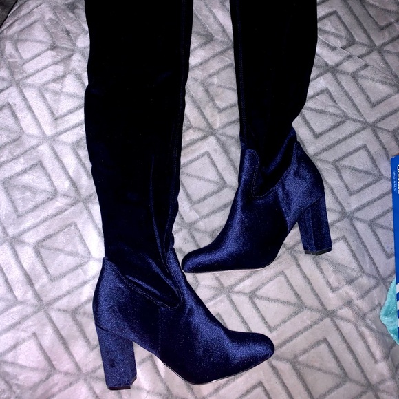 Beautiful Blue Velvet Thigh high boots - Picture 1 of 7